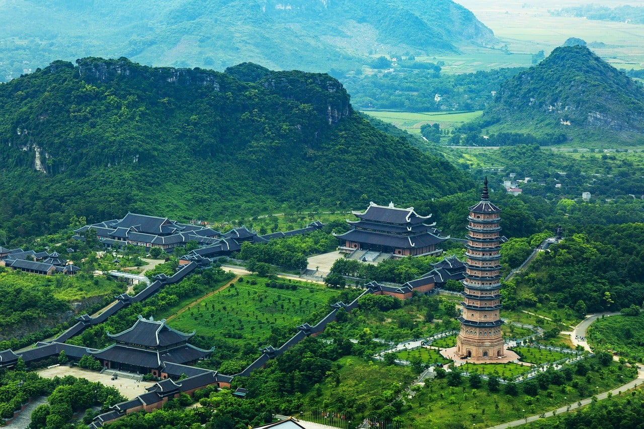Bai Dinh Pagoda in Ninh Binh - @PhongNguyen