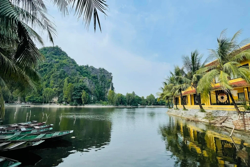 Ninh Binh 2 days 1 night tour