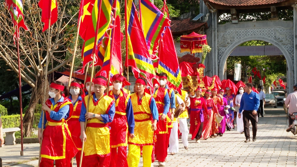 Ceremonies at Truong Yen Festival, Ninh Binh