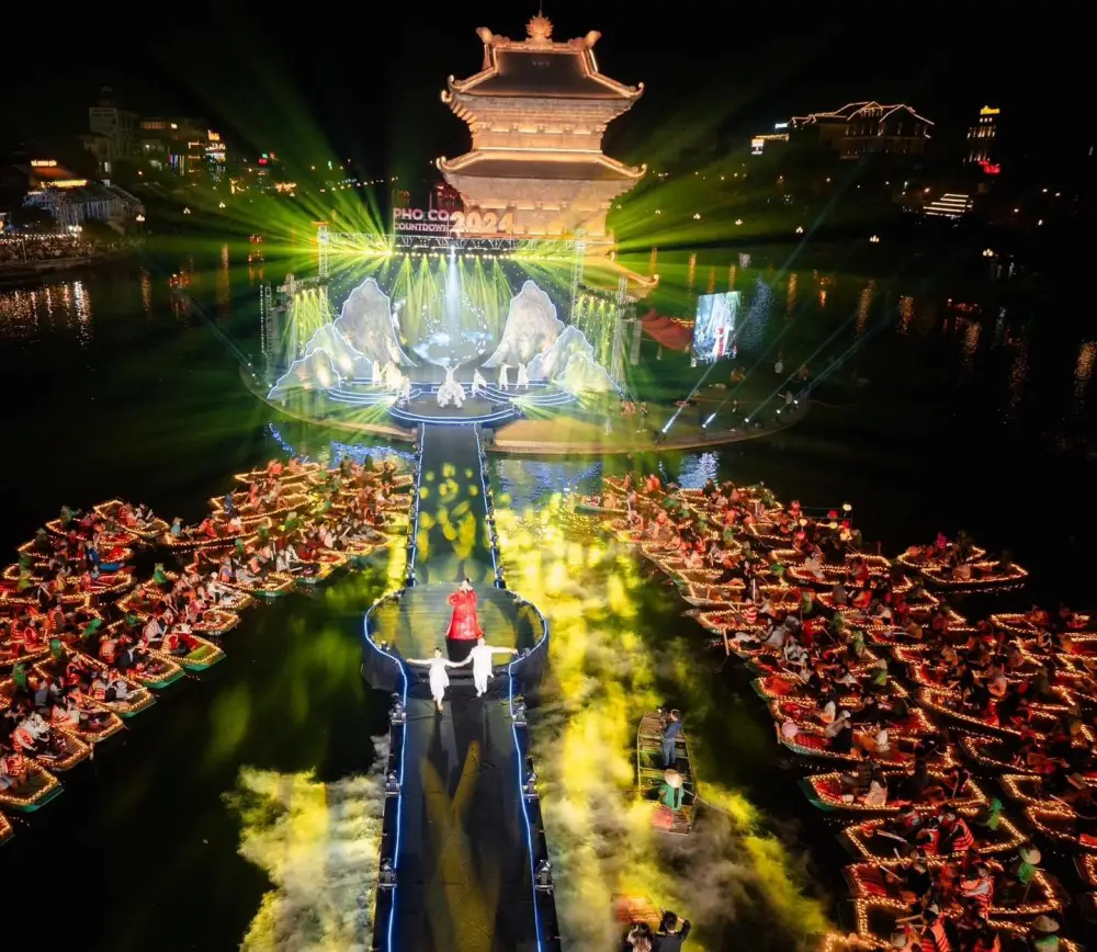 Music performances during Ninh Binh festival