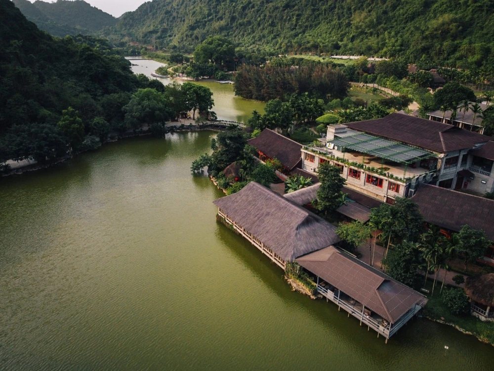 Thung Nham Resort