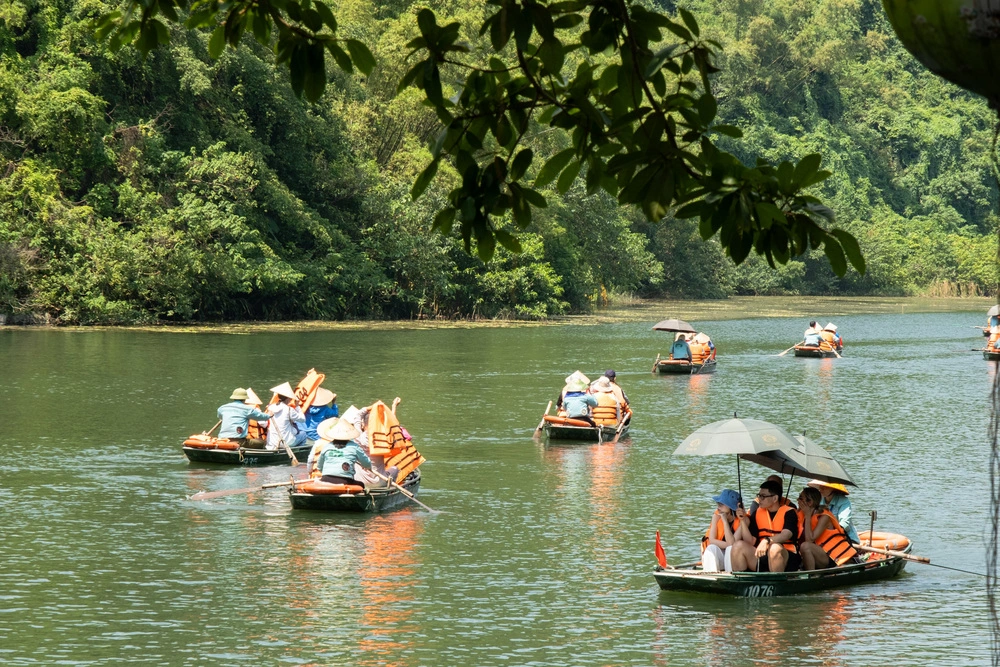Ninh Binh 2 days itinerary from Hanoi