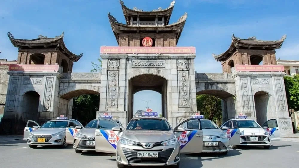 Phu Dong Taxi, Ninh Binh