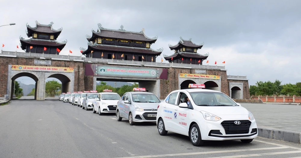 Taxi in Ninh Binh