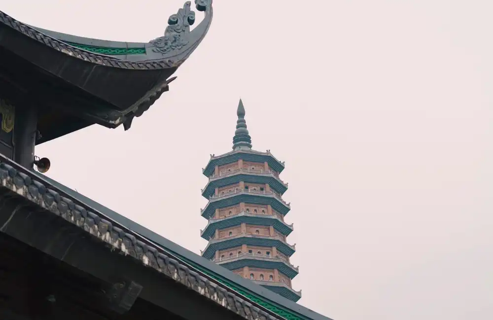 Bai Dinh Pagoda Tours